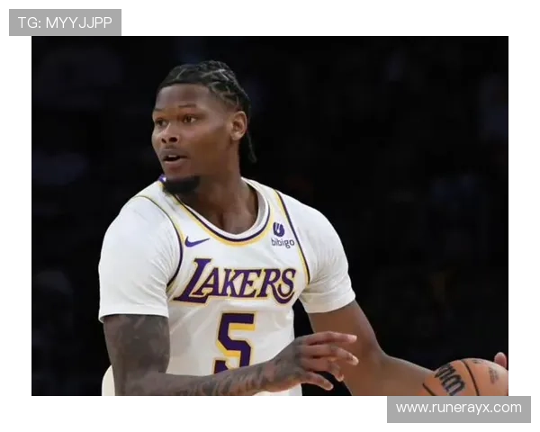 雷迪什化身湖人铁翼攻防两端发力成紫金军新稳定器表现亮眼